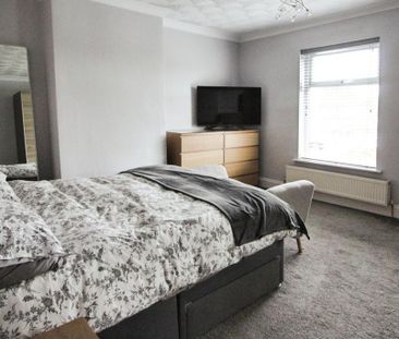 2 bedroom terraced house to rent - Photo 3