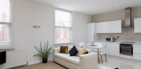 1 bedroom apartment to rent - Photo 2