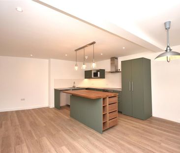 3 bedroom terraced house to rent - Photo 6
