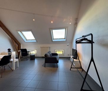 Studio te huur in Gent voor € 1.000 met 1 slaapkamer - foto 3