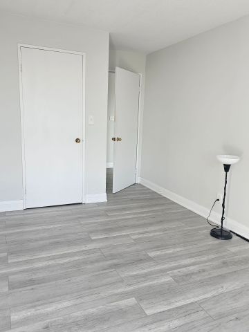 For Lease - 155 Hillcrest Avenue Unit# 507, Mississauga, Ontario - Photo 4
