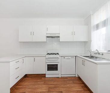 1 Bedroom ground floor walk to beach - Photo 6