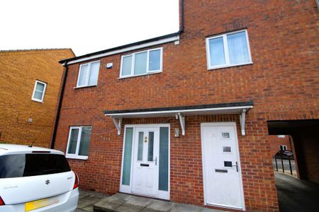 2 bedroom semi-detached house to rent - Photo 4