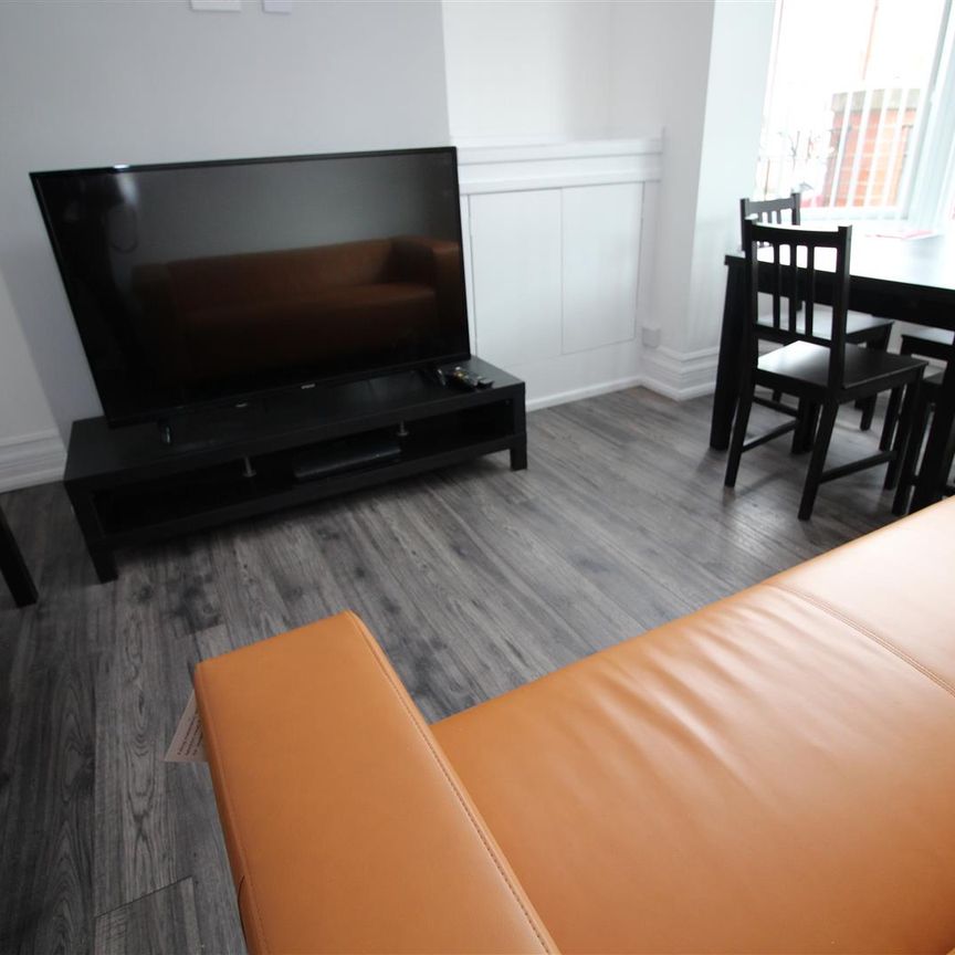 26 Brazil Street, Leicester, Leicestershire, LE2 7JA - Photo 1