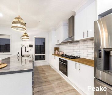 Modern And Great Location - Photo 2