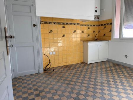 Location appartement Marseille 1er (13001) - Photo 3