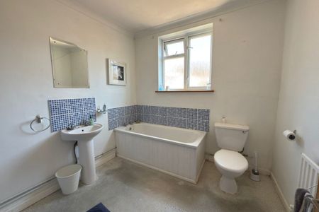 Queens Road - Photo 3