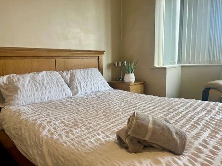 Yarm Road Room 2 - Photo 3