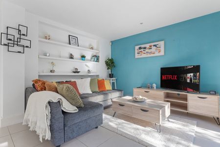 2 Bed Flat, Oakley Square, NW1 - Photo 5