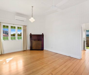 Perfect Queens park Cottage - Photo 5