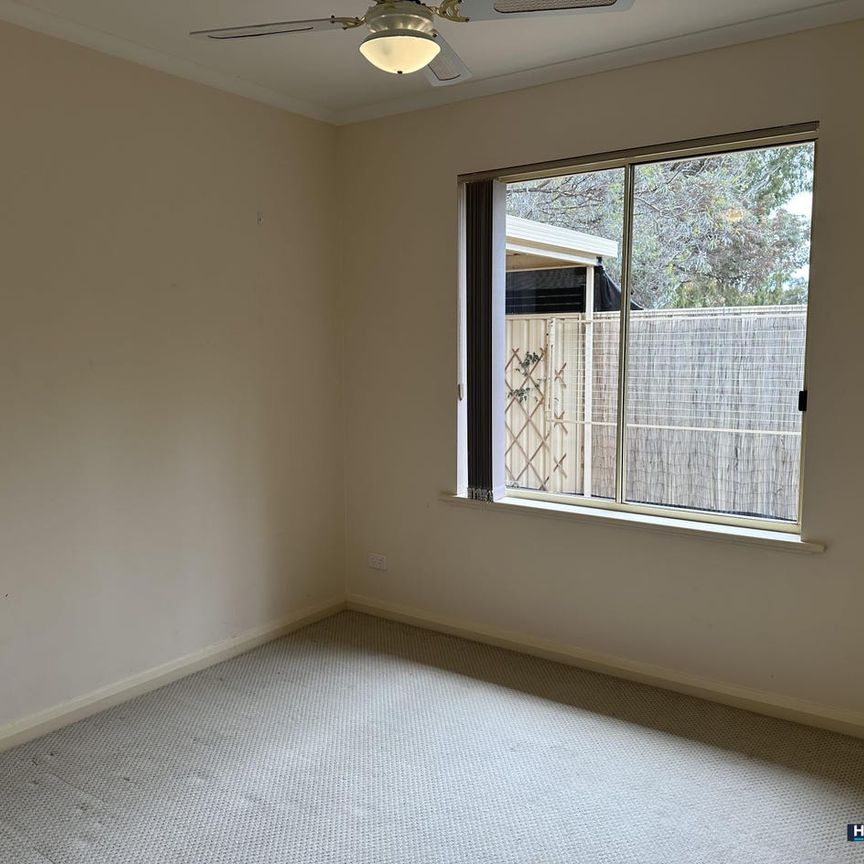 Neat 3 Bedroom Home in Evanston - Photo 1