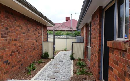 Great Central CBD Unit! - Photo 2