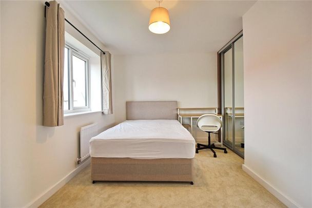 4 bedroom semi-detached house to rent - Photo 1