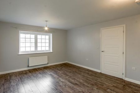 2 bedroom coach house to rent - Photo 3