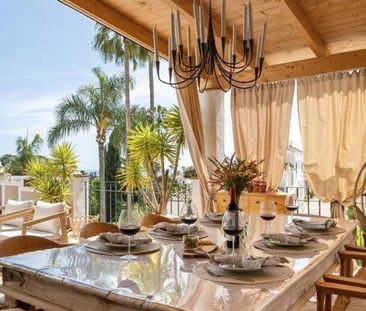 Luxury Townhouse for rent in The Golden Mile, Spain - Photo 2