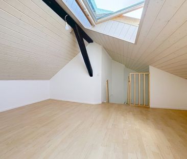 Joli appartement en duplex de 2,5 pièces, rénové - Photo 4