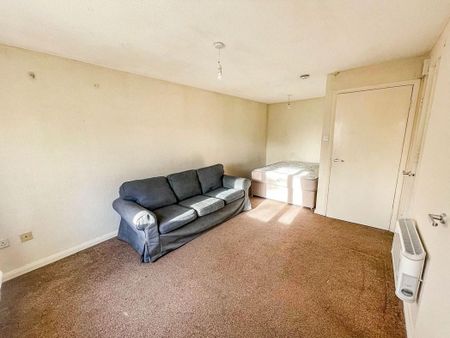 The Sanderlings, Ryhope, Sunderland, Tyne and Wear, SR2 0NU - Photo 2