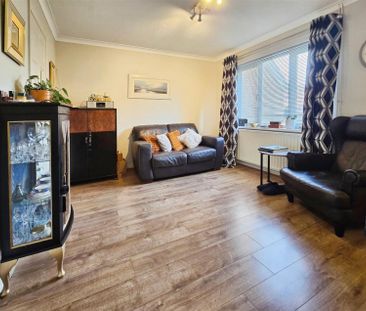 1 Bedroom House to Rent in Dale Avenue, Wellingborough, NN8 - Photo 2