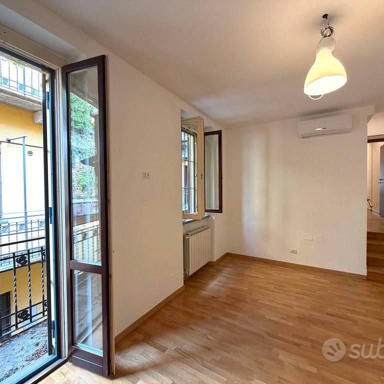 Appartamento di 112 m² con 3 locali a Milano - Photo 1