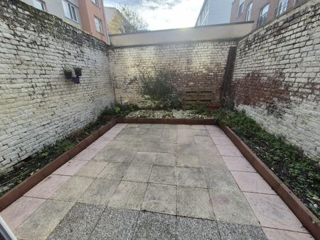 Location Appartement 2 pièces 41m² LILLE 59000 - Photo 3