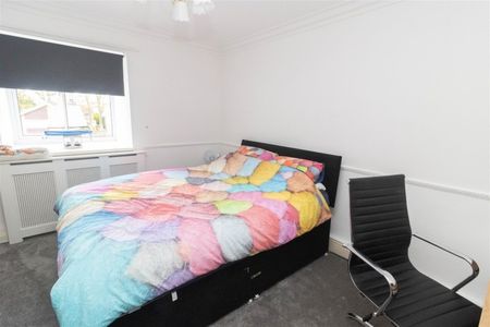 2 Bedroom Flat - Photo 5