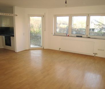 Rüdesheim: Moderne 2 ZKB mit Terrasse, EBK & neuem TL-Bad mit begeh... - Photo 2