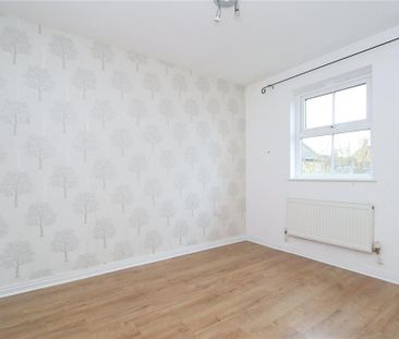 4 bedroom terraced house to rent - Photo 4