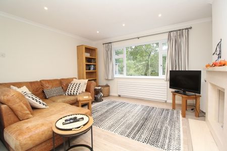 Cotes Avenue, Lower Parkstone, Poole - Photo 3