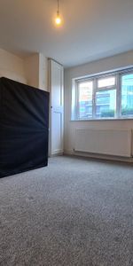 House share to rent - Photo 3