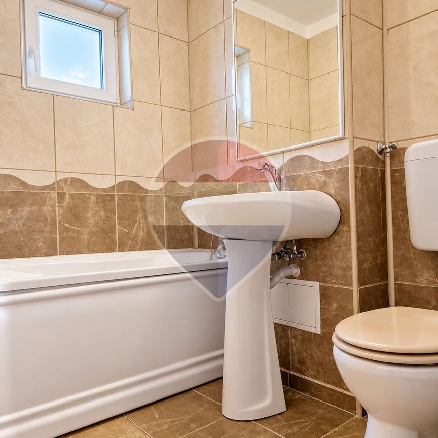 Apartament 3 camere renovat,utilat, izolat+loc parcare Al cel Bun BV - Fotografie 1