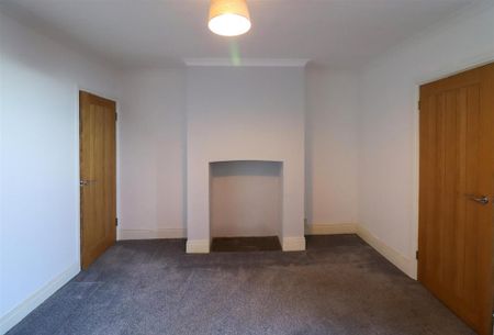 2 bedroom terraced house to rent - Photo 5
