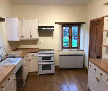 2 bedroom barn conversion to rent - Photo 3