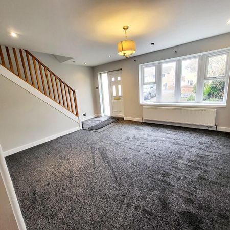 3 bedroom semi-detached house to rent - Photo 5