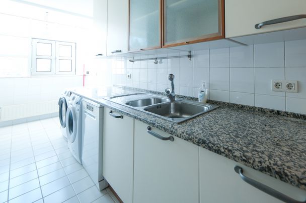 APARTAMENTO T4 VISTA RIO NO PARQUE DAS NAÇÕES - Photo 1