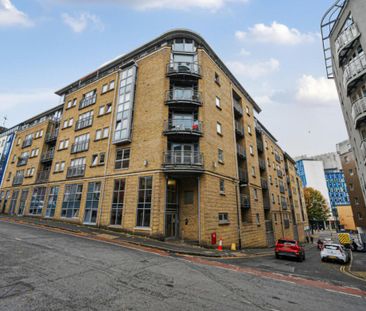 2 Bed Flat, Hamilton Court, BS2 - Photo 2