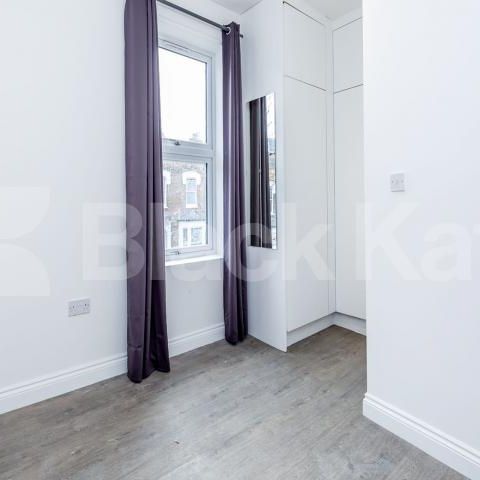 Spacious 3 bedroom property close to Hackney downs - Photo 1