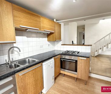 2 bedroom semi-detached house to rent - Photo 3