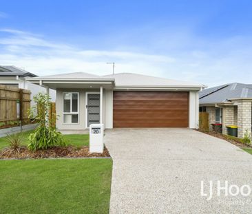 FULLY AIR CONDITIONED - SOLAR PANELS - PARTIALLY FURNISHED! - Photo 6