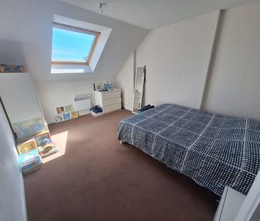 Appartement 3 pièces – 59 m² environ à Auray (ref : 31111) - Photo 2