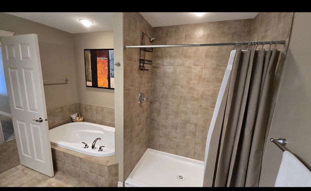 Beautiful 3 Bedroom Home on Black Mountain - Photo 1