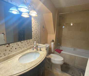 For Lease - 10 Shoreland Crescent Unit# B1, Toronto, Ontario - Photo 5