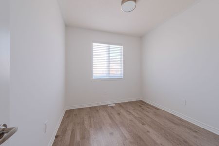 For Lease - 7 Moss Drive, Markham, Ontario - Photo 5