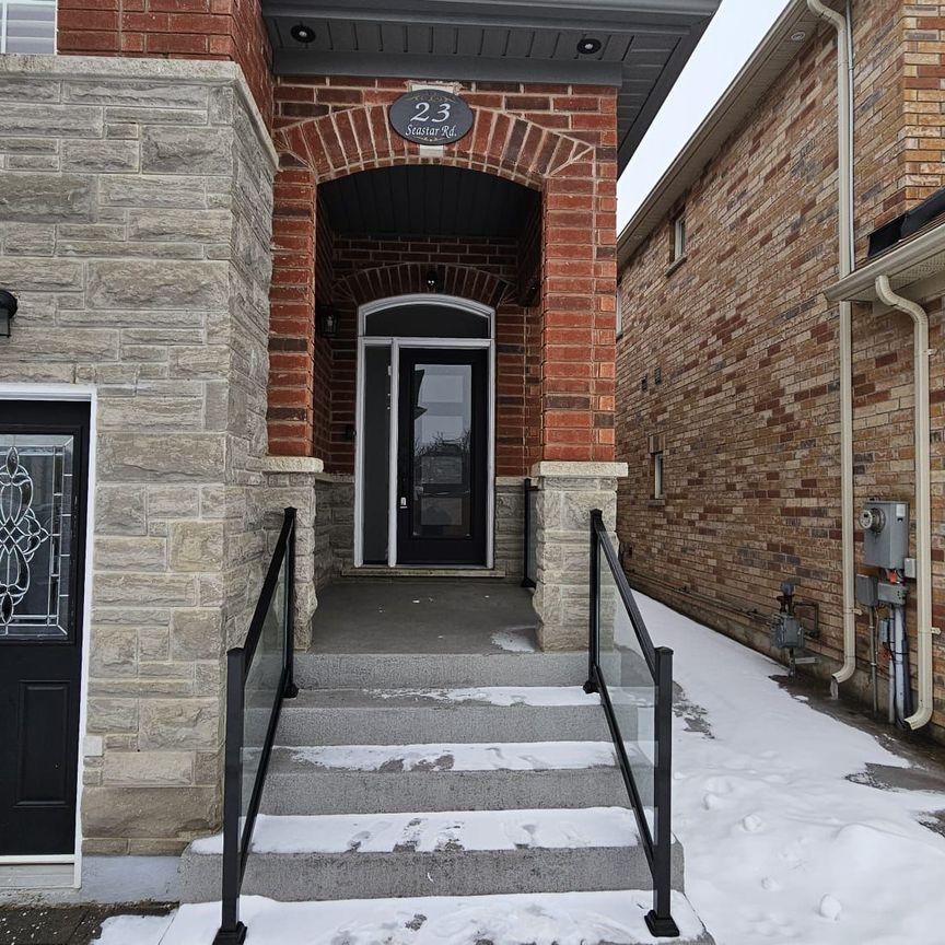 For Lease - 23 Seastar (Upper) Road, Brampton, Ontario - Photo 1