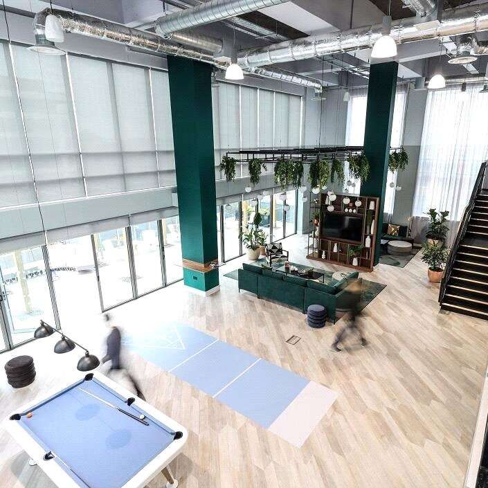 ** 2 WEEKS RENT FREE FOR JANUARY MOVE INS ** A 8th floor, two bedroom, 1 bathroom, apartment situated in a modern rental community with superb on site residents facilities. - Photo 1