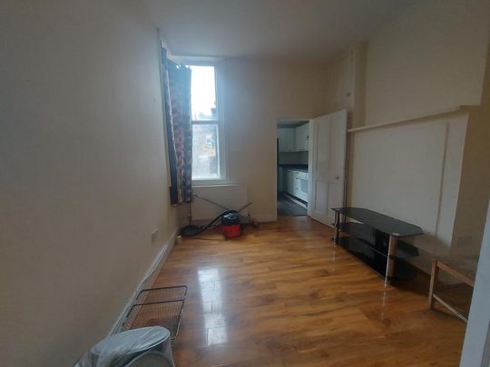 2 bedroom maisonette to rent - Photo 1