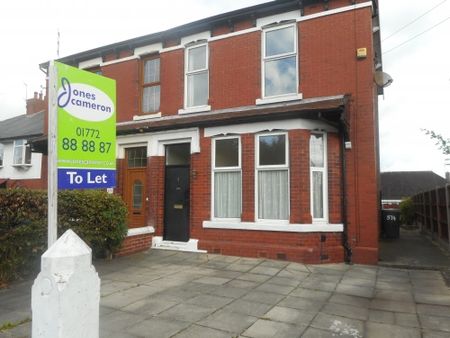 574, Blackpool Road, Preston - Photo 4