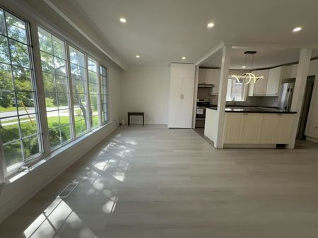For Lease - 517 Lynett Crescent, Richmond Hill, Ontario - Photo 4