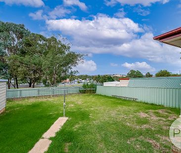 40 Gilmore Avenue, Mount Austin NSW 2650 - Photo 6