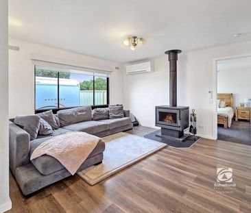 MODERN COMFORT MEETS FAMILY LIVING - Photo 1