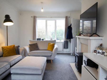 3 bedroom terraced house to rent - Photo 4